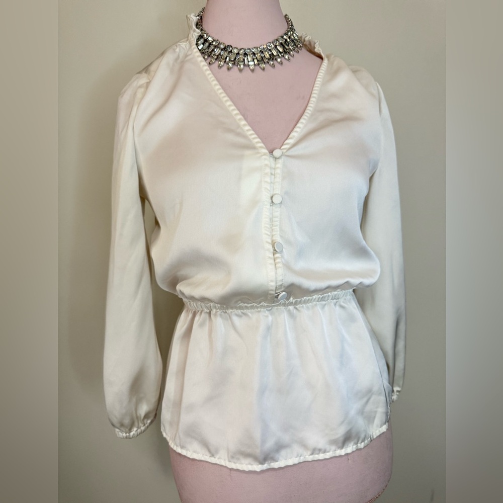 J. crew Elegant Cream peplum satin Blouse with ruffle collar in size 4